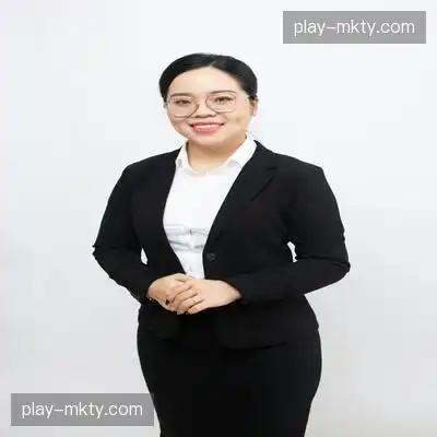 纪柠雅